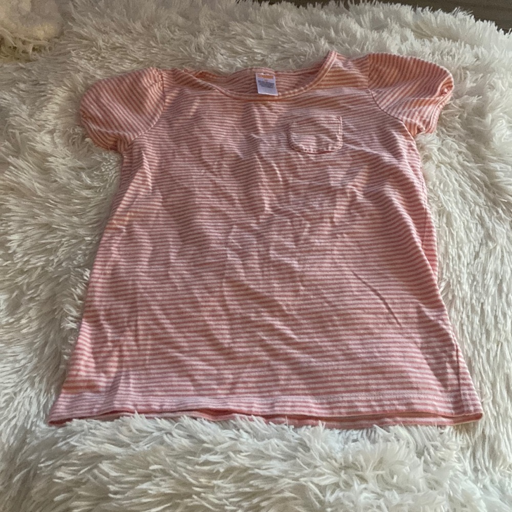 Girls short sleeve shirt!